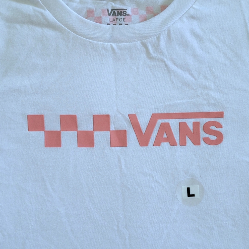 VANS🛹 "Trecker" Tee👕 - NWT - Picture 3 of 15
